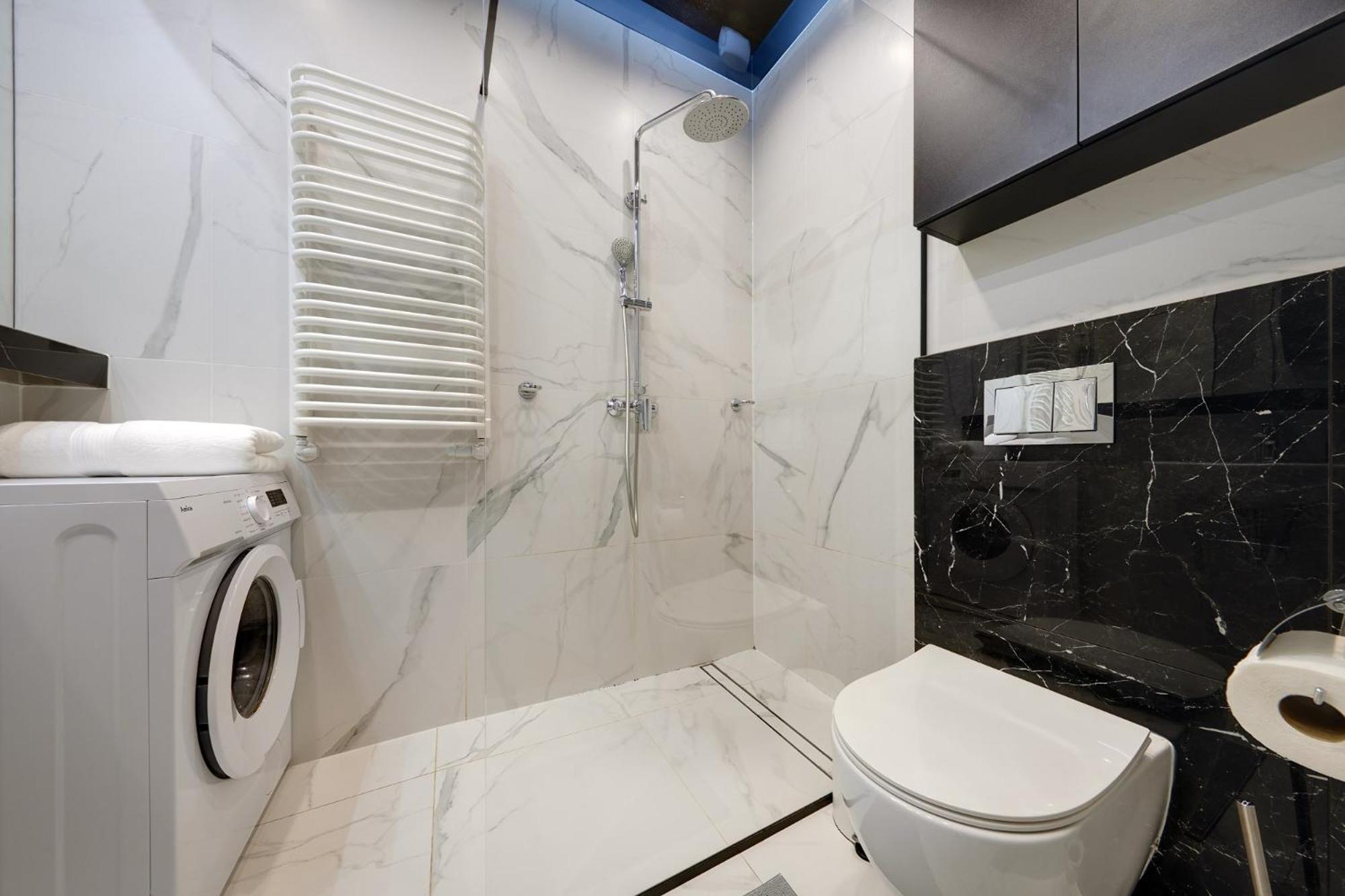 - Center - Chic And Luxury - S59 *